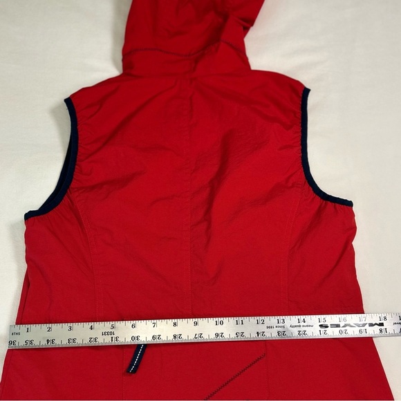 Columbia Women’s Red Hooded Vest Size Small – Outdoor Hiking Utility Zip Pockets - Picture 8 of 11